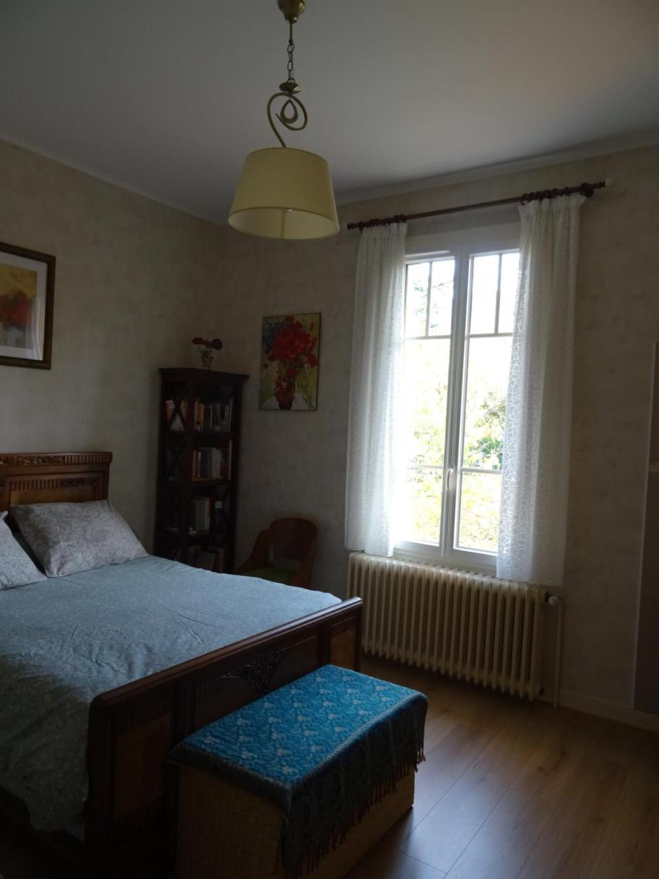 Chez Sylvie Hotel Sainte Foy les Lyon Bagian luar foto